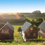 Holiday home Le Domaine Du Val, Grand-laviers, Wooden House For 6 Pers Grand-Laviers