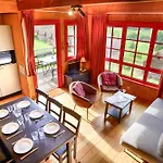 Le Domaine Du Val, Grand-laviers, Wooden House For 6 Pers Holiday home *
