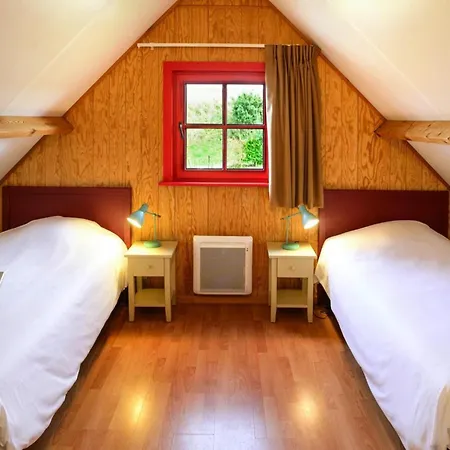 Le Domaine Du Val, Grand-laviers, Wooden House For 6 Pers Grand-Laviers