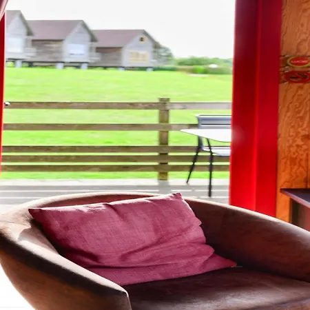 Le Domaine Du Val, Grand-laviers, Wooden House For 6 Pers Grand-Laviers